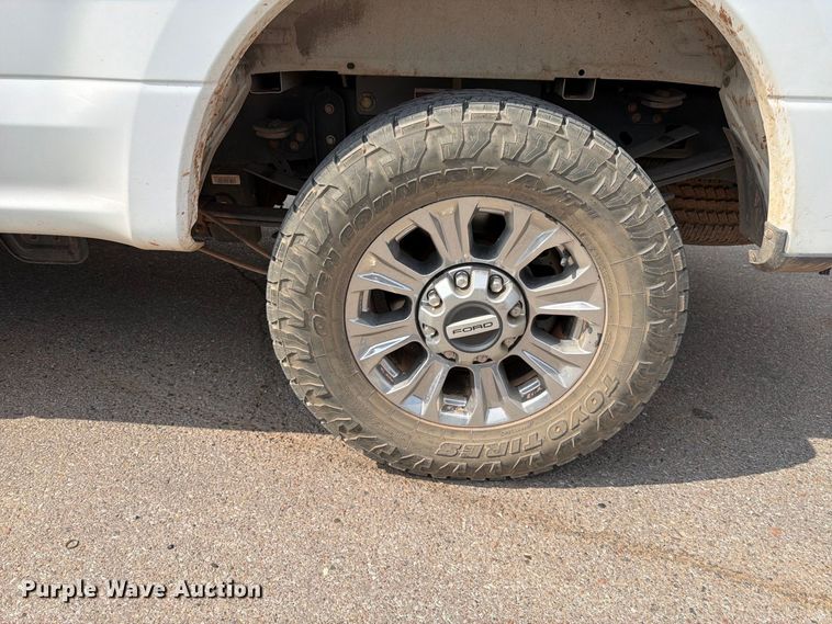 image for item EX0561 2019 Ford F250 Super Duty Ext. Cab pickup truck