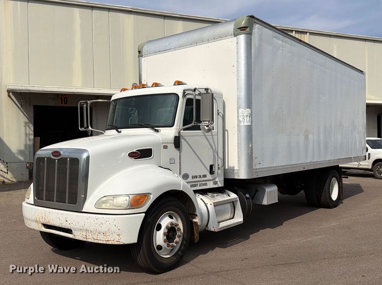 2016 Peterbilt 330 box truck