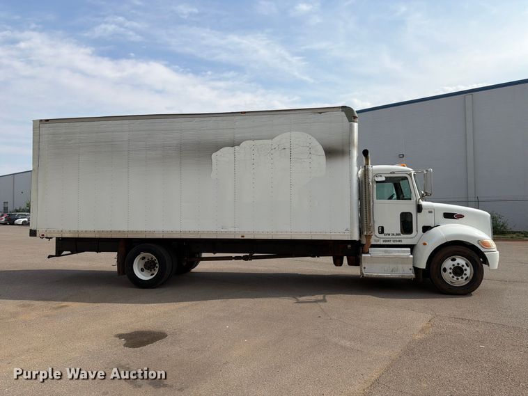 image for item EX0562 2016 Peterbilt 330 box truck