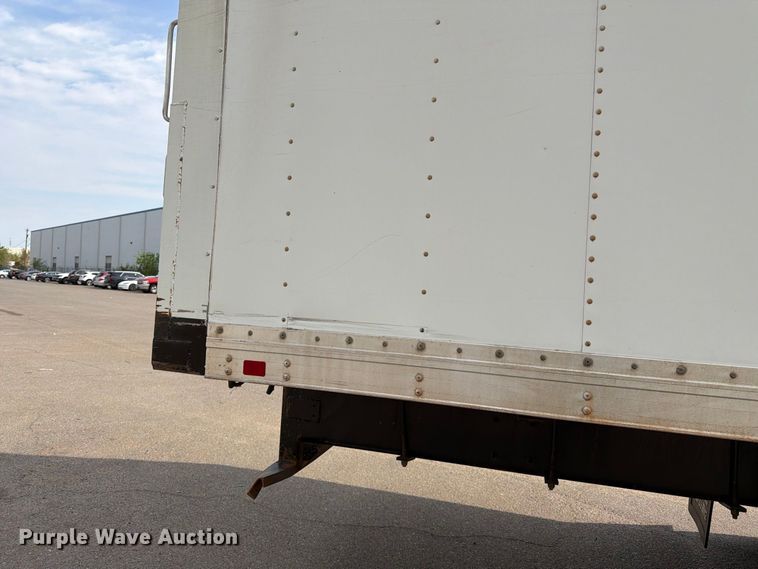 image for item EX0562 2016 Peterbilt 330 box truck