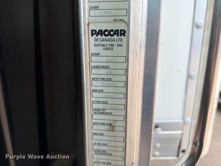 image for item EX0562 2016 Peterbilt 330 box truck