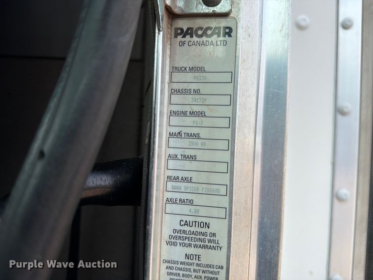 image for item EX0562 2016 Peterbilt 330 box truck