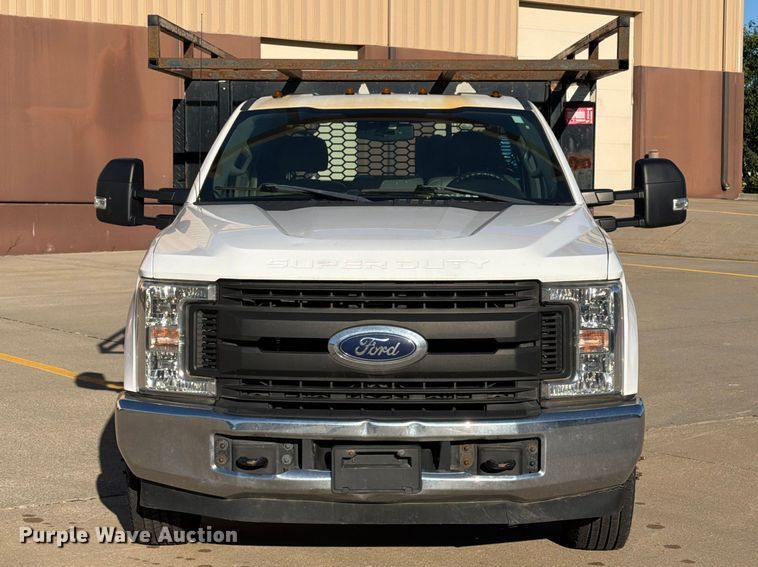 image for item EX1024 2017 Ford F350 Super Duty flatbed pickup truck