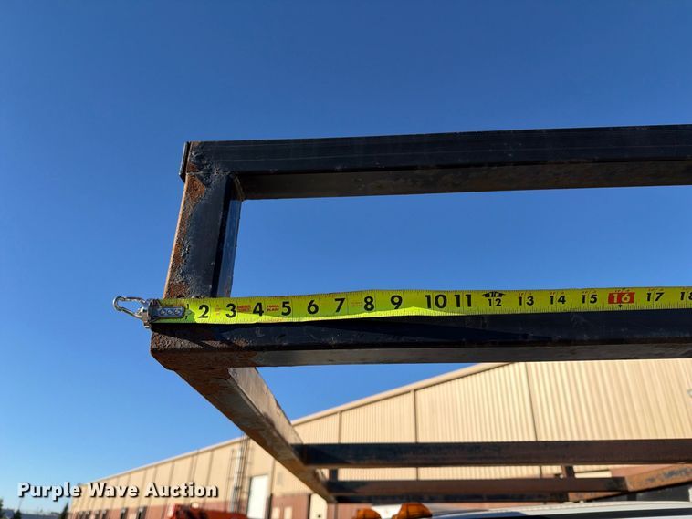 image for item EX1024 2017 Ford F350 Super Duty flatbed pickup truck