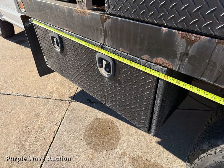 image for item EX1024 2017 Ford F350 Super Duty flatbed pickup truck