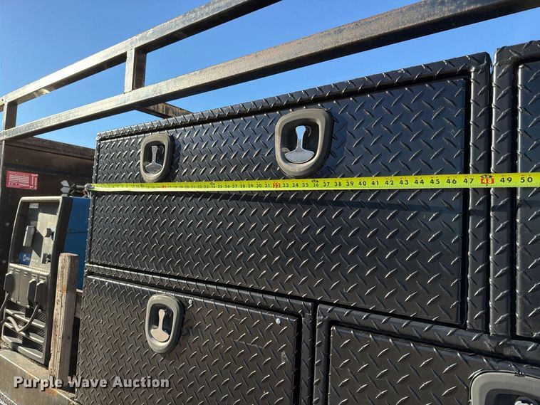 image for item EX1024 2017 Ford F350 Super Duty flatbed pickup truck