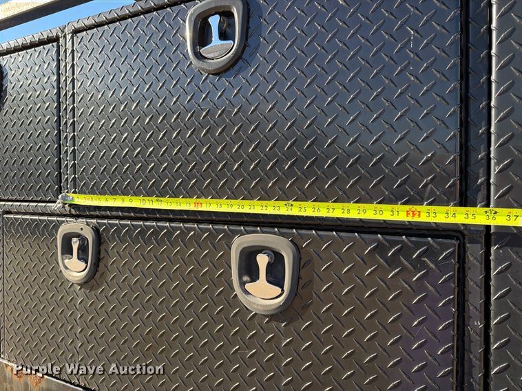 image for item EX1024 2017 Ford F350 Super Duty flatbed pickup truck
