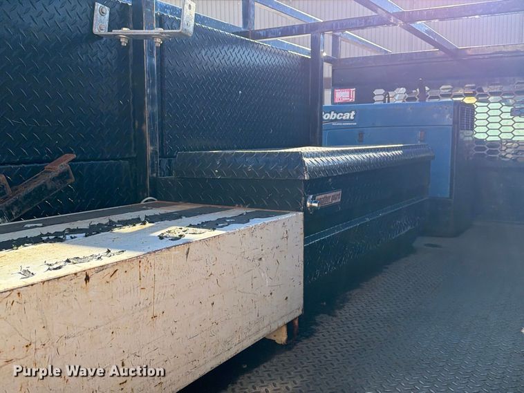 image for item EX1024 2017 Ford F350 Super Duty flatbed pickup truck