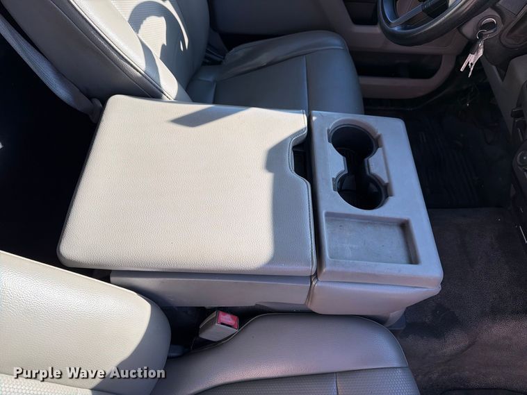 image for item EX1024 2017 Ford F350 Super Duty flatbed pickup truck