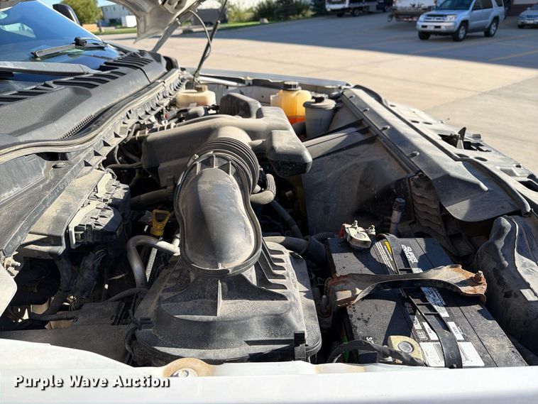 image for item EX1024 2017 Ford F350 Super Duty flatbed pickup truck