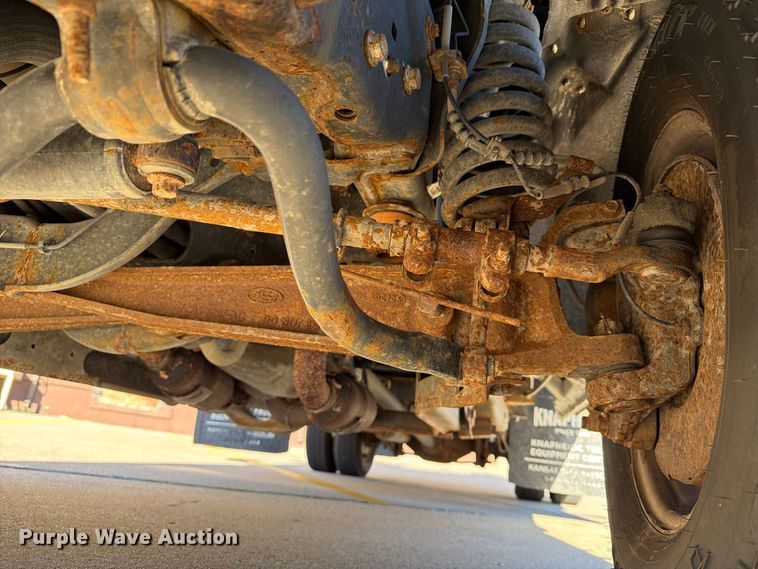 image for item EX1024 2017 Ford F350 Super Duty flatbed pickup truck