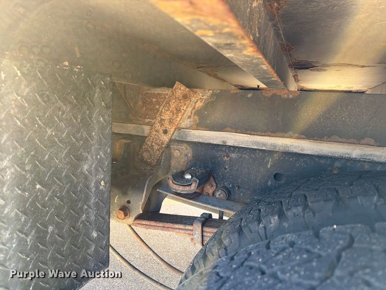 image for item EX1024 2017 Ford F350 Super Duty flatbed pickup truck