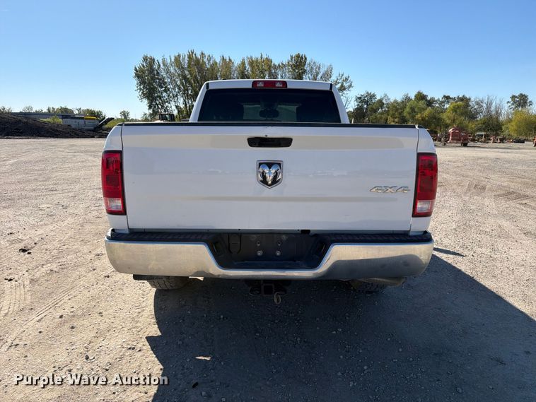 image for item EX1033 2019 RAM 1500 Crew Cab pickup truck