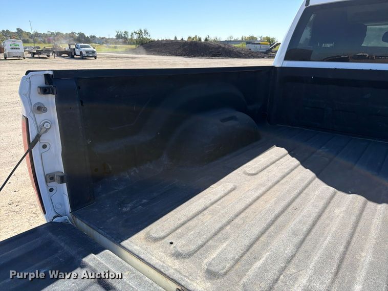 image for item EX1033 2019 RAM 1500 Crew Cab pickup truck