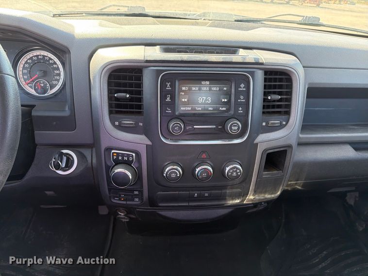 image for item EX1033 2019 RAM 1500 Crew Cab pickup truck