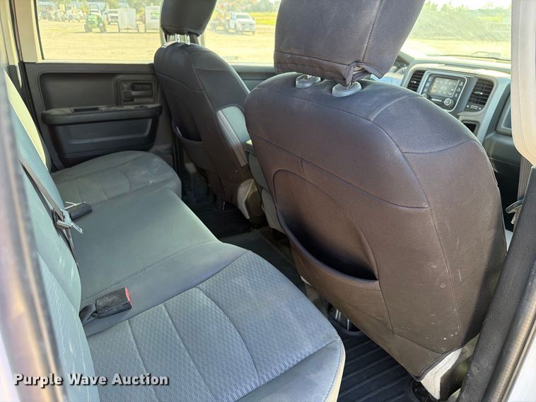 image for item EX1033 2019 RAM 1500 Crew Cab pickup truck