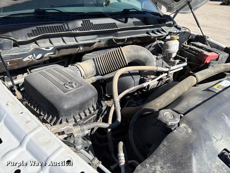 image for item EX1033 2019 RAM 1500 Crew Cab pickup truck