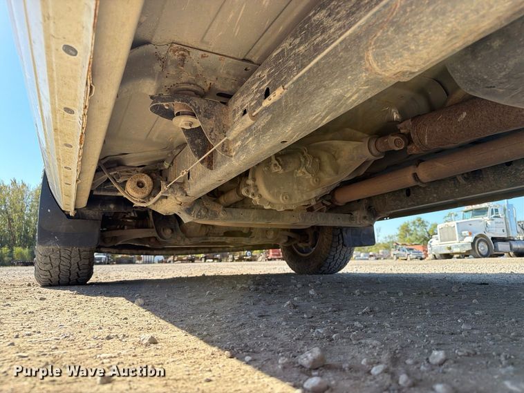 image for item EX1033 2019 RAM 1500 Crew Cab pickup truck
