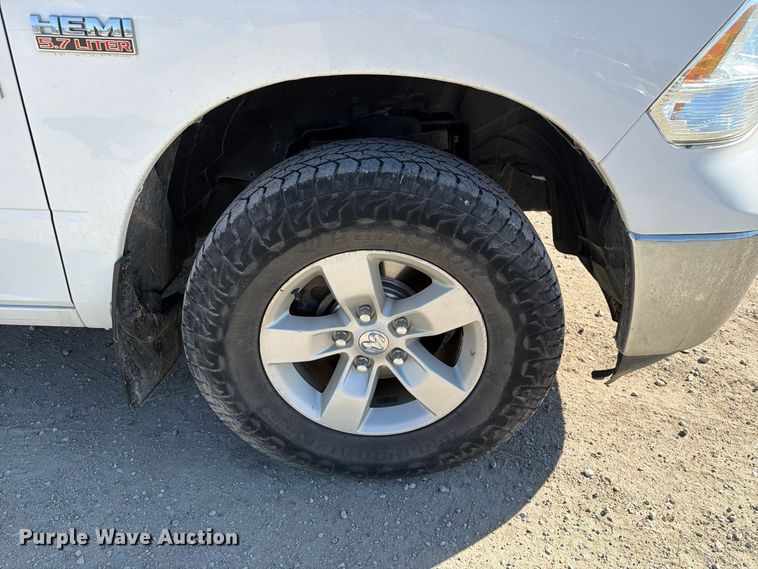 image for item EX1033 2019 RAM 1500 Crew Cab pickup truck