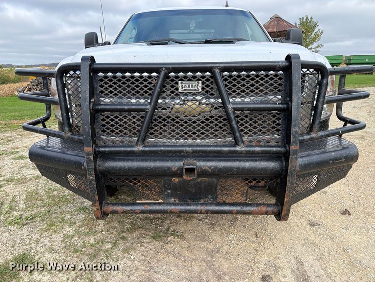 image for item EX1047 2008 Chevrolet Silverado 2500HD Ext. Cab dump flatbed pickup truck
