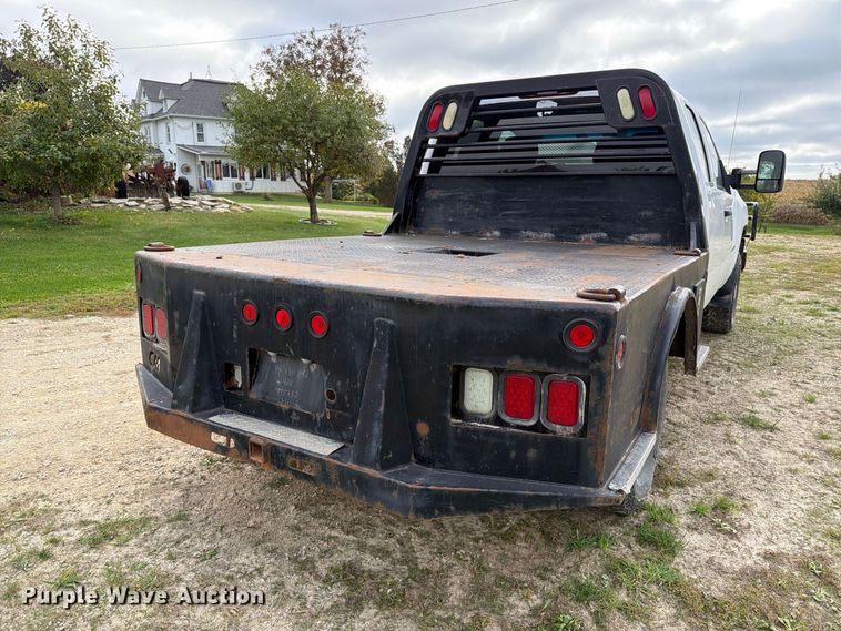 image for item EX1047 2008 Chevrolet Silverado 2500HD Ext. Cab dump flatbed pickup truck
