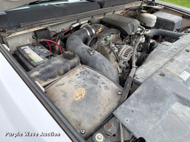 image for item EX1047 2008 Chevrolet Silverado 2500HD Ext. Cab dump flatbed pickup truck