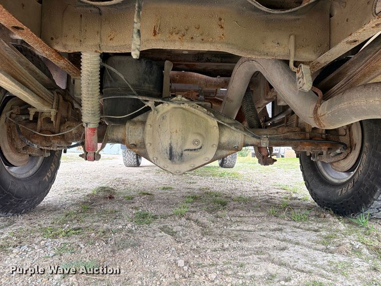 image for item EX1047 2008 Chevrolet Silverado 2500HD Ext. Cab dump flatbed pickup truck