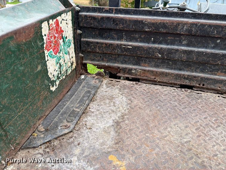 image for item EX1052 1987 Cushman Truckster utility vehicle