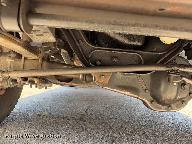 image for item EX2324 1988 Ford F250 flatbed pickup truck