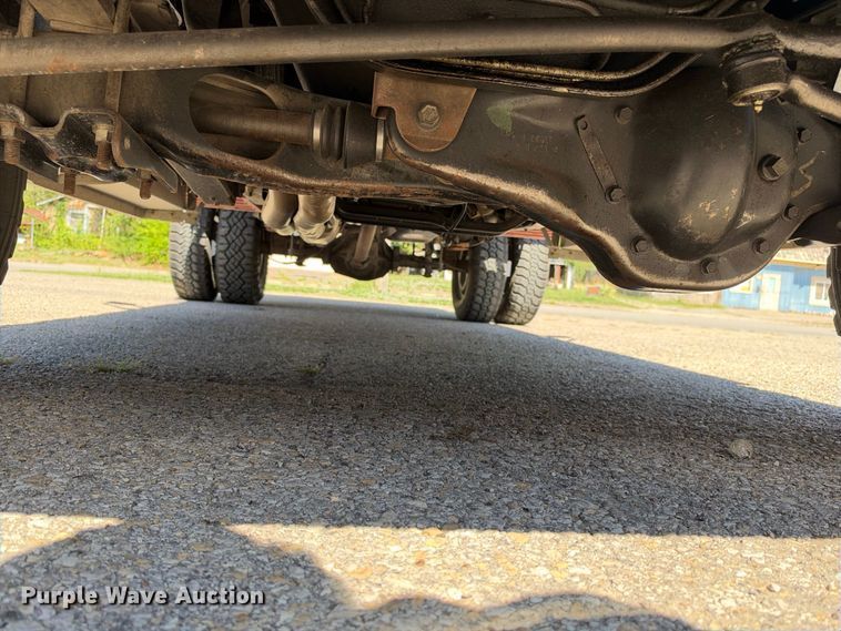 image for item EX2324 1988 Ford F250 flatbed pickup truck