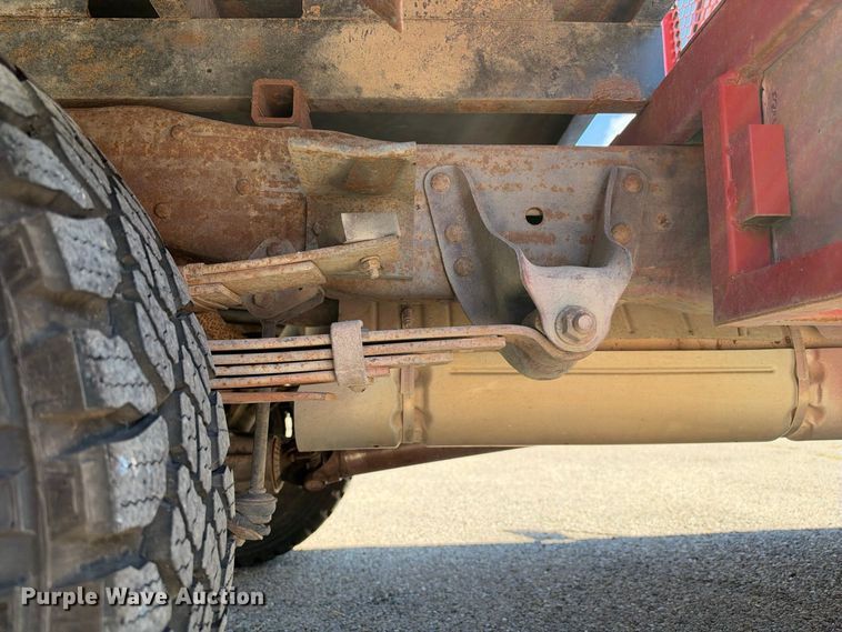 image for item EX2324 1988 Ford F250 flatbed pickup truck