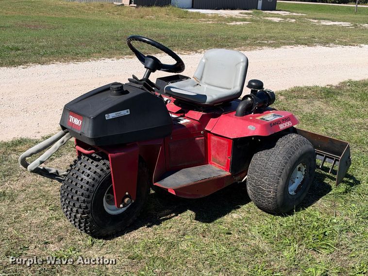 Toro Sand Pro 5000 bunker rake