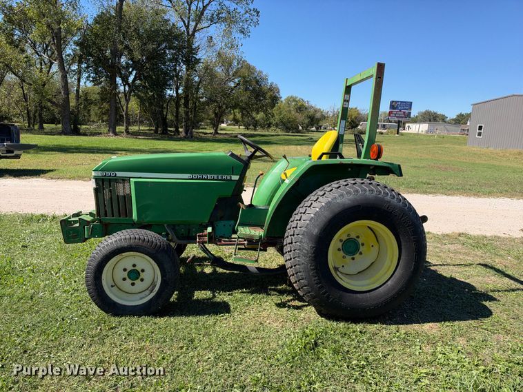 image for item EX2330 2004 John Deere 990 tractor