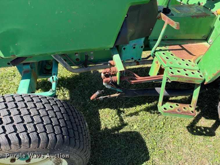 image for item EX2330 2004 John Deere 990 tractor