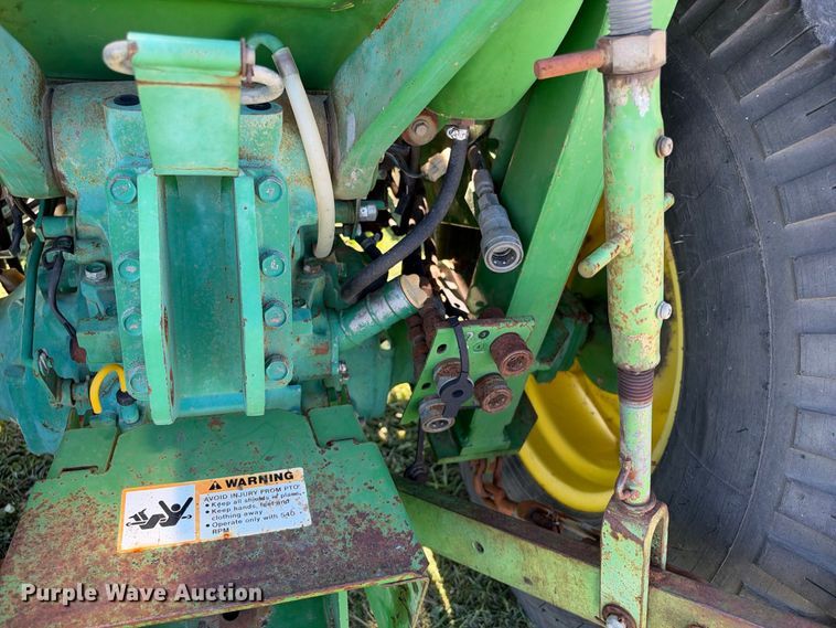 image for item EX2330 2004 John Deere 990 tractor