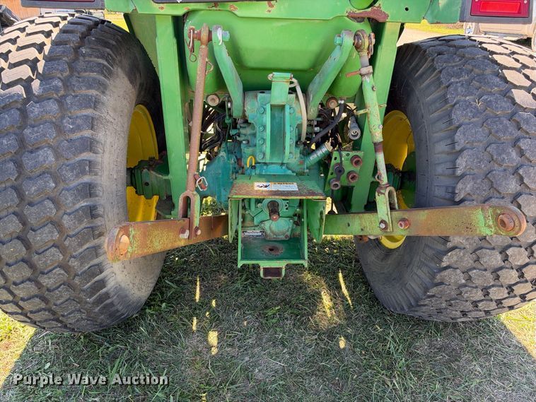 image for item EX2330 2004 John Deere 990 tractor