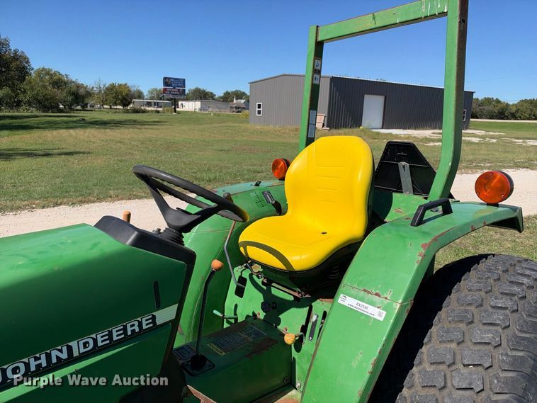 image for item EX2330 2004 John Deere 990 tractor
