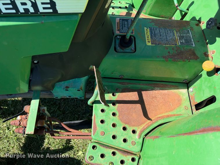 image for item EX2330 2004 John Deere 990 tractor