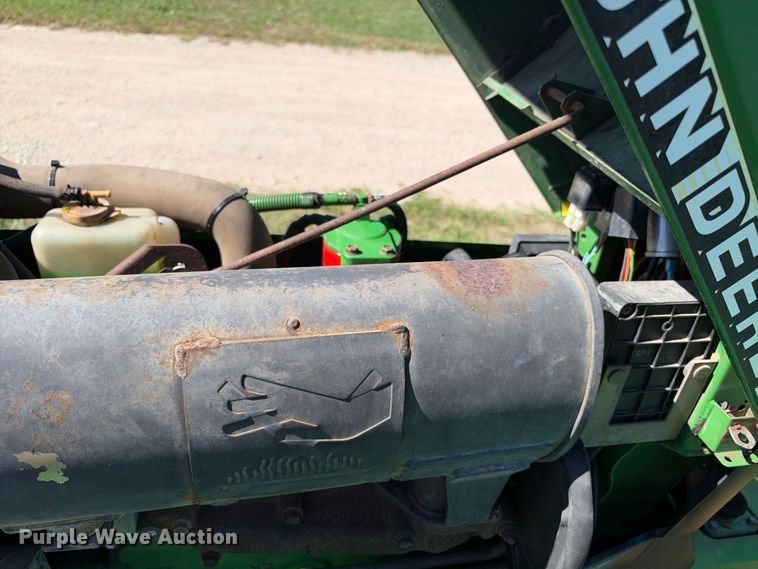 image for item EX2330 2004 John Deere 990 tractor
