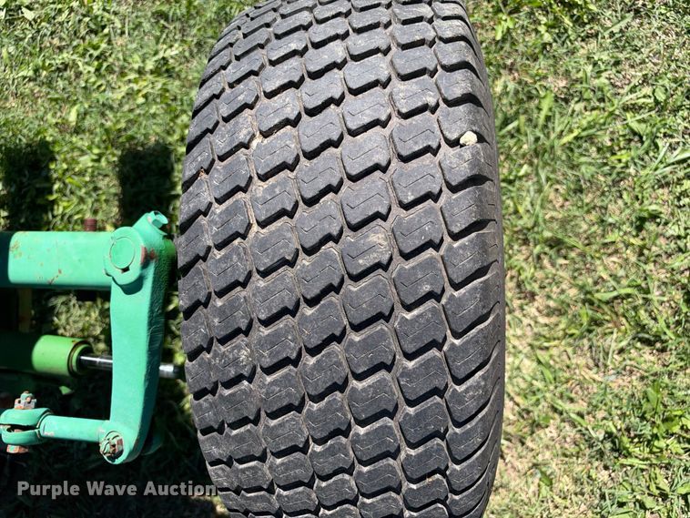 image for item EX2330 2004 John Deere 990 tractor