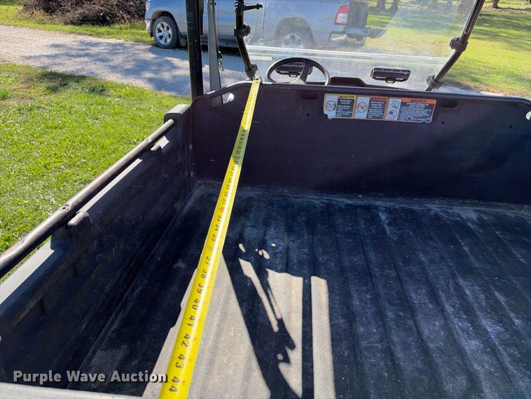 image for item EX2340 2006 John Deere Gator 825E utility vehicle