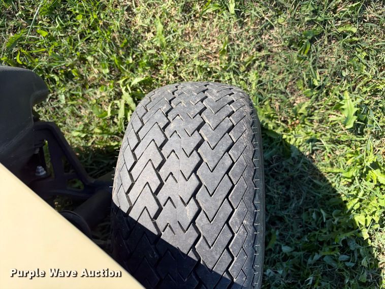 image for item EX2343 2020 Yamaha Drive Z golf cart
