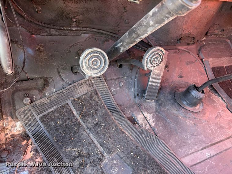 image for item EX2390 1954 Ford F100 pickup truck