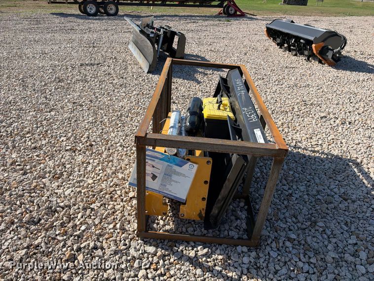 image for item EX2423 2026 AGT SSHH680 skid steer breaker
