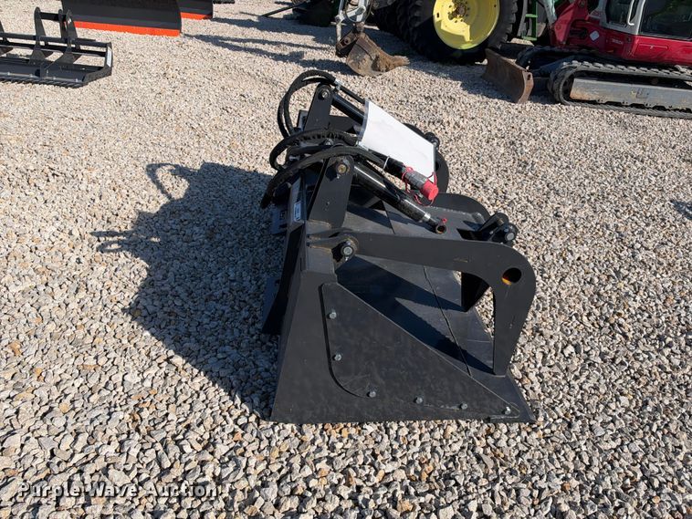 image for item EX2424 2026 Landhonor SGB-11 skid steer grapple bucket