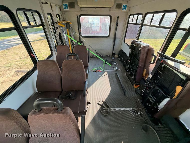 image for item EX2457 2008 Ford E350 Super Duty shuttle bus