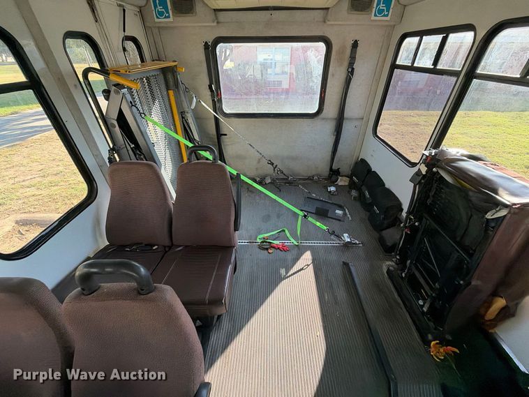 image for item EX2457 2008 Ford E350 Super Duty shuttle bus
