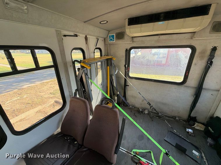 image for item EX2457 2008 Ford E350 Super Duty shuttle bus