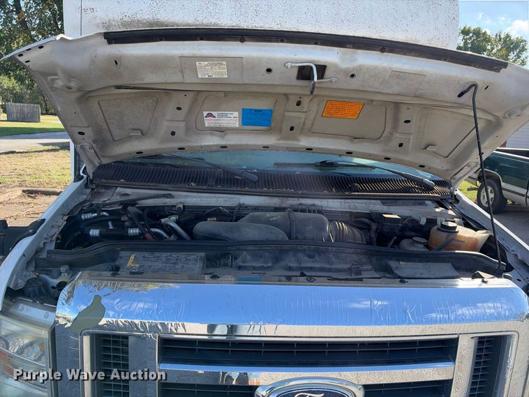 image for item EX2457 2008 Ford E350 Super Duty shuttle bus