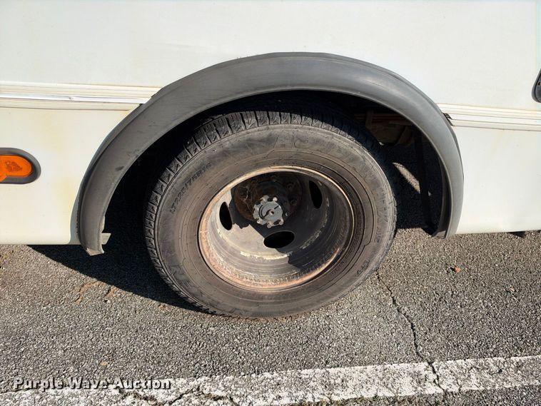 image for item EX2457 2008 Ford E350 Super Duty shuttle bus